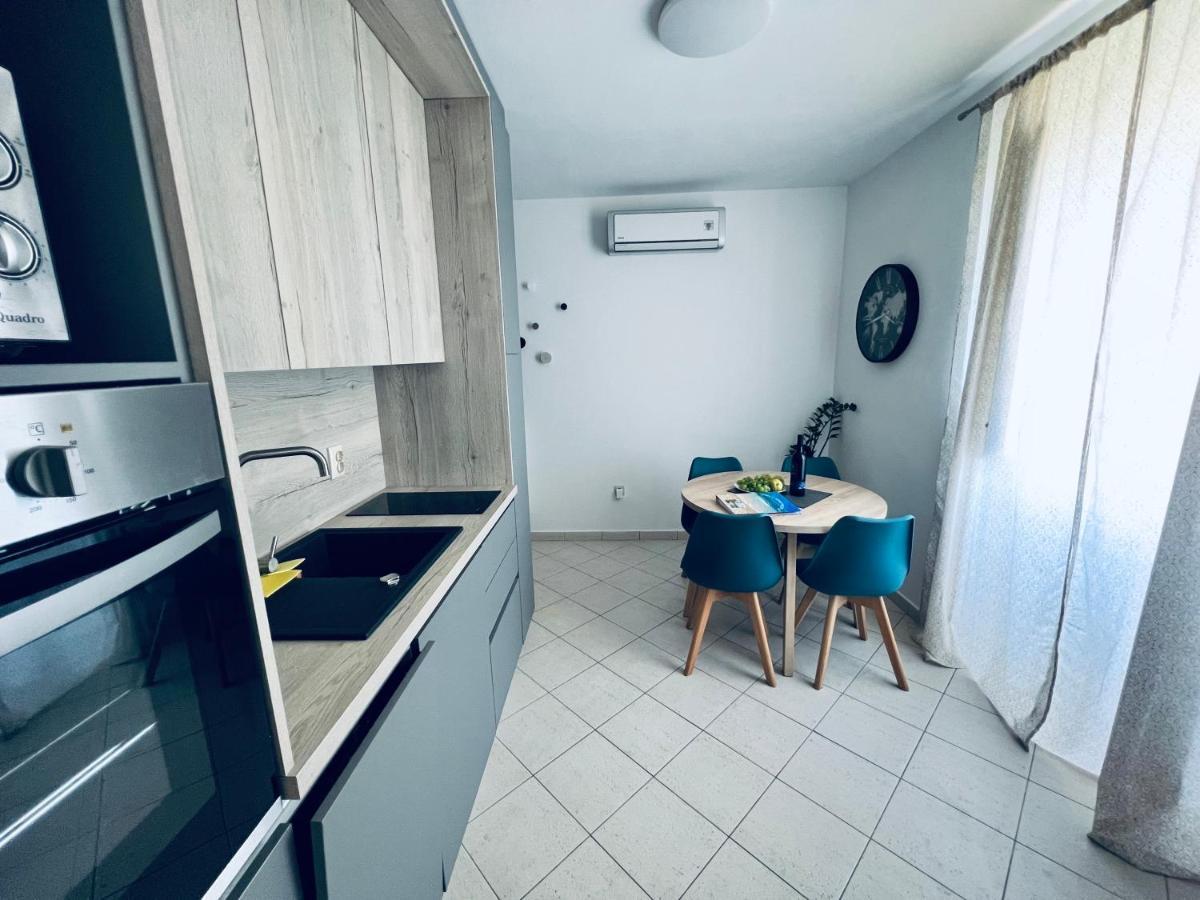 Jakov Apartments Оребич Экстерьер фото